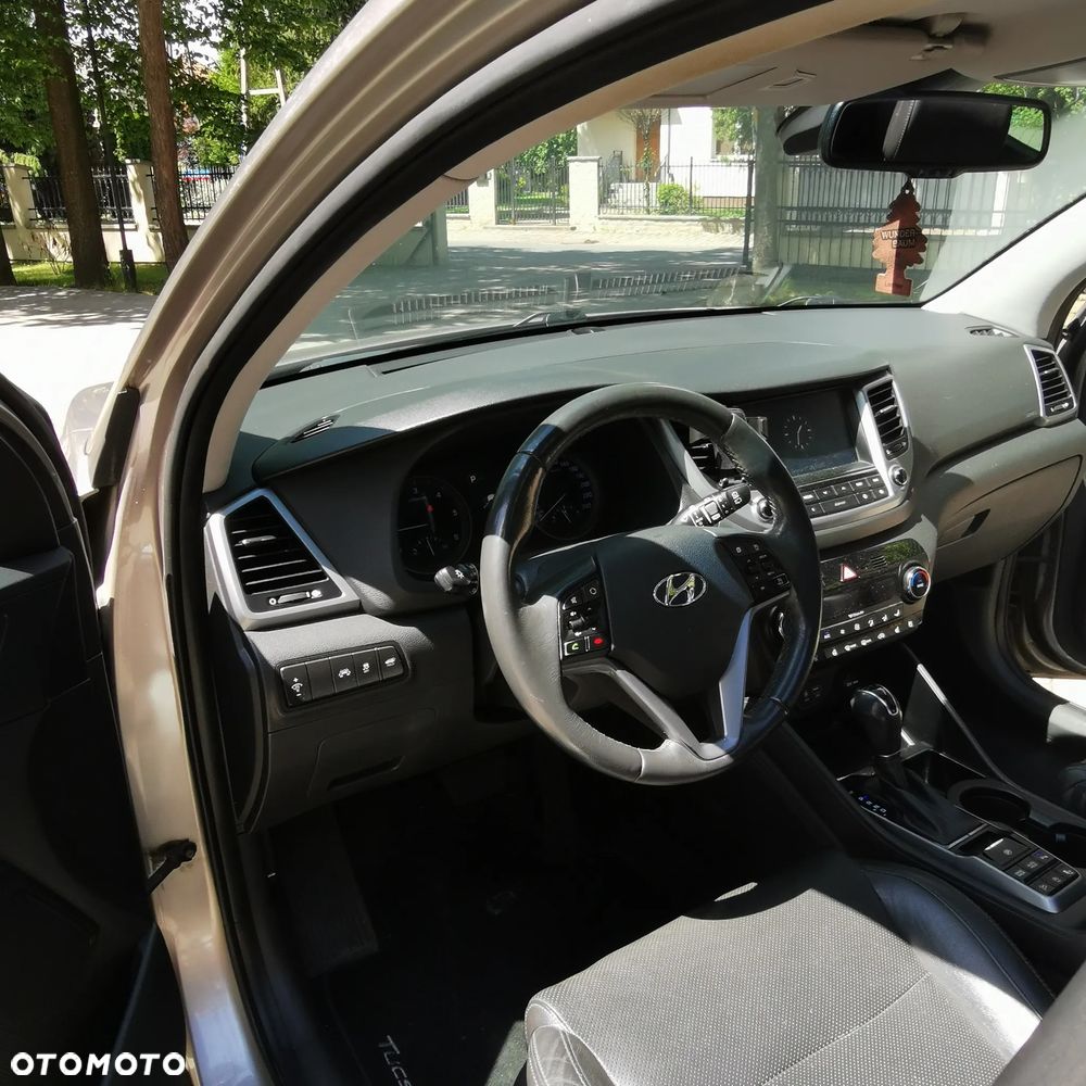 Hyundai Tucson - 10