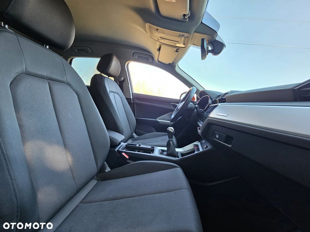 Audi Q3 35 TDI Quattro Advanced - 30