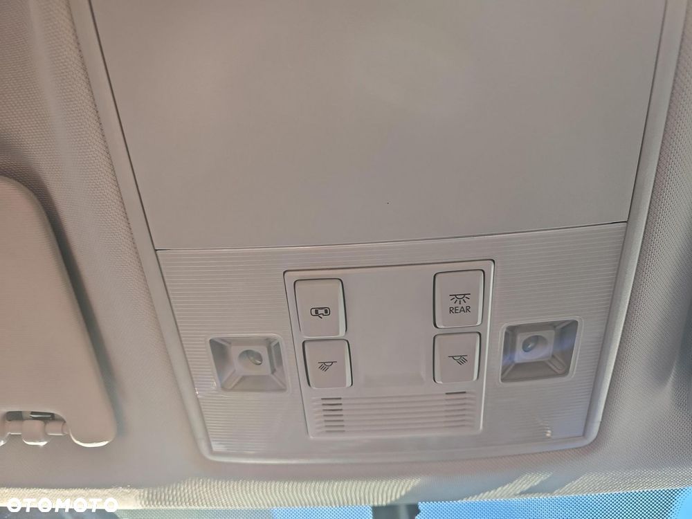 Skoda Superb 2.0 TDI SCR Style DSG - 26