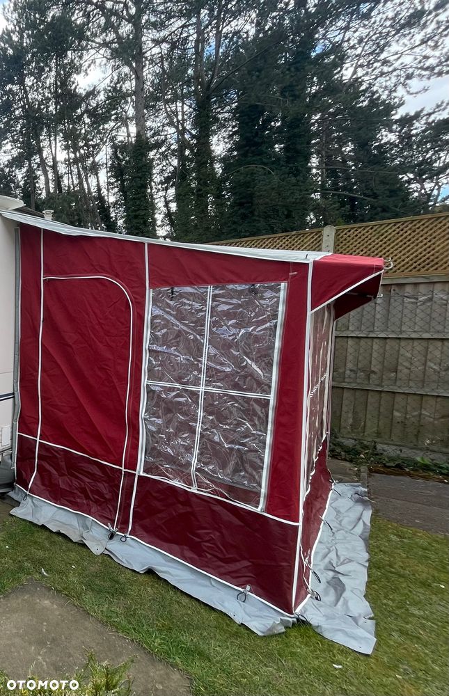 SWIFT Sterling Eccles Opal - 24