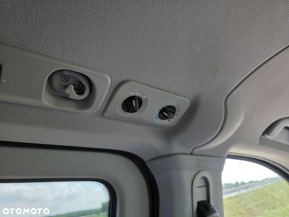 Mercedes-Benz Viano 3.0 CDI lang Automatik Ambiente DPF - 24