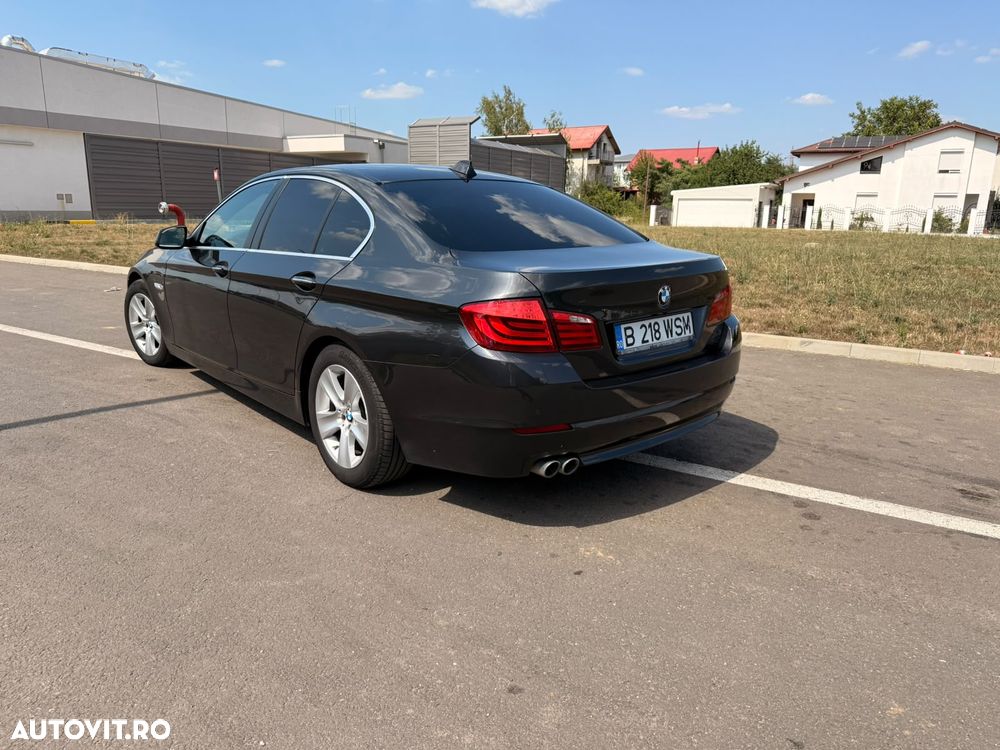 BMW Seria 5 525d xDrive AT - 3