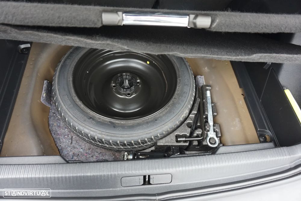 Peugeot 2008 1.5 BlueHDi GT Line EAT8 - 57