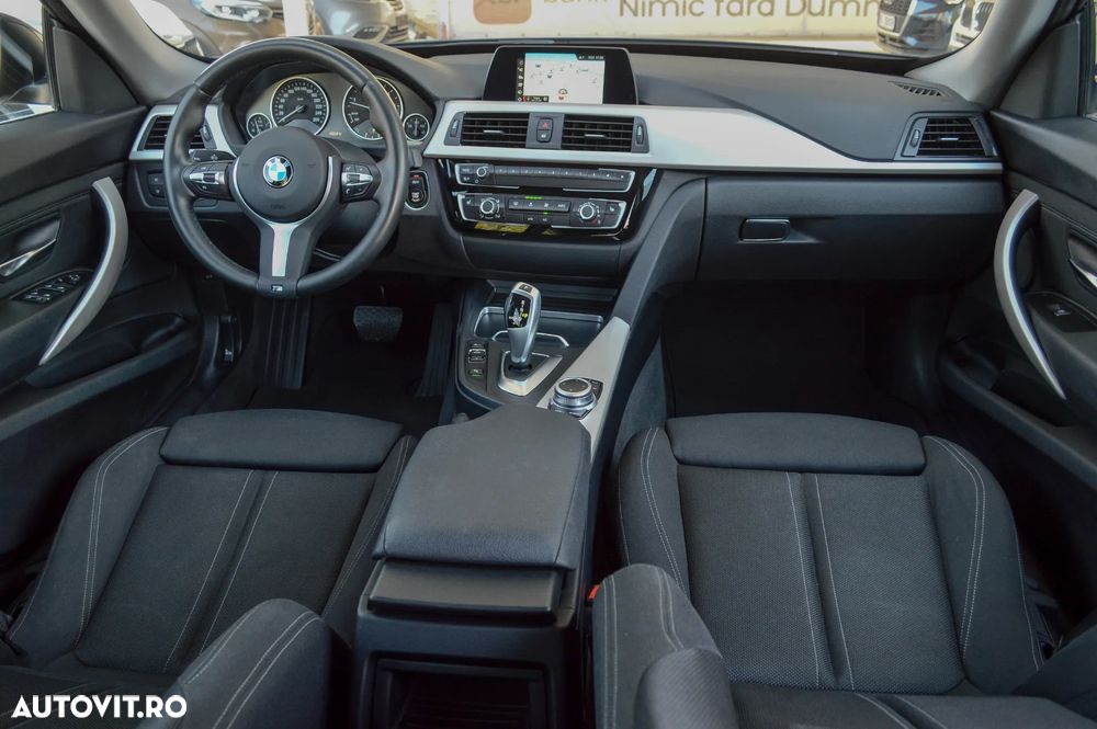 BMW Seria 3 320d Aut. Sport Line - 34