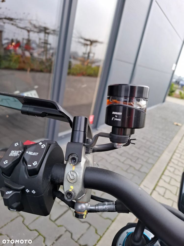 Ducati Streetfighter V4 - 19