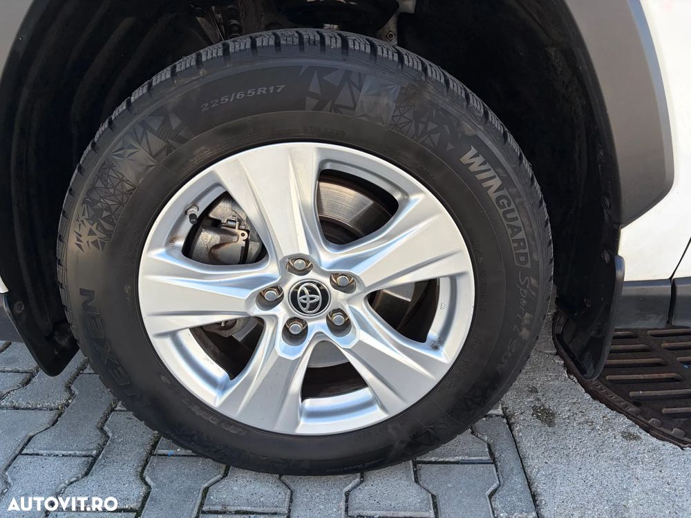 Toyota RAV4 - 26