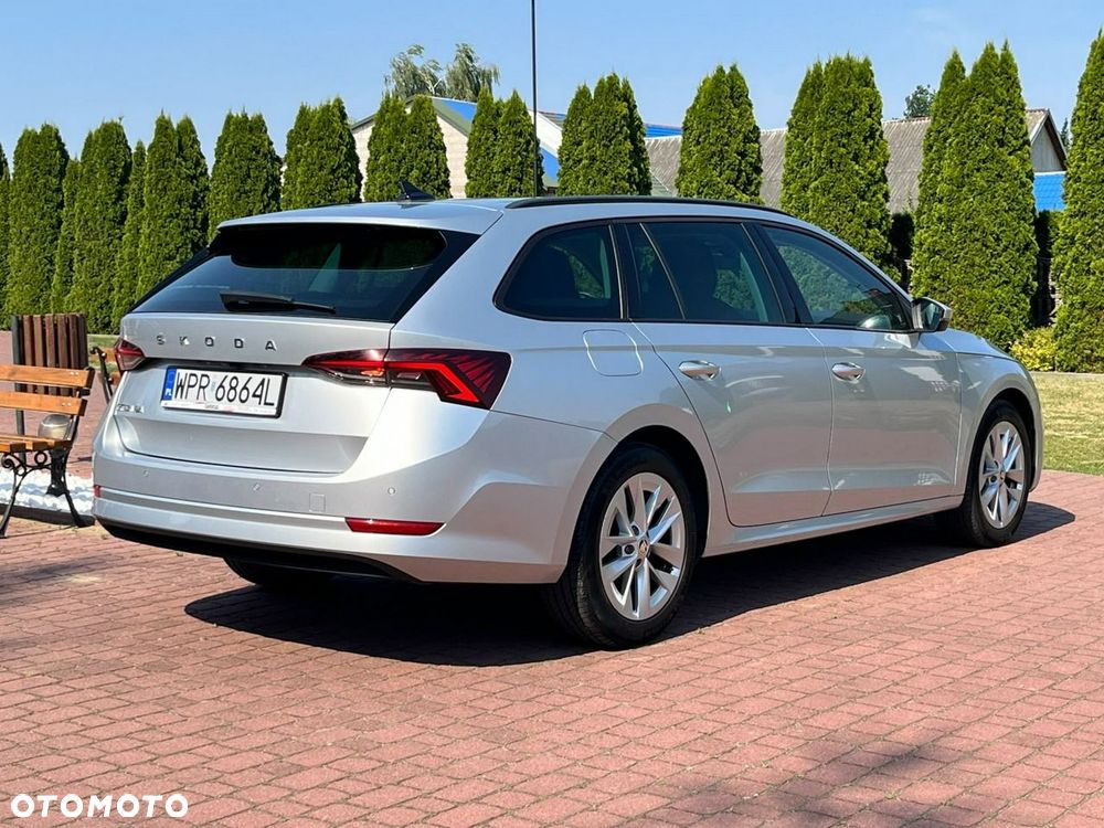 Skoda Octavia 1.5 TSI ACT Ambition - 5