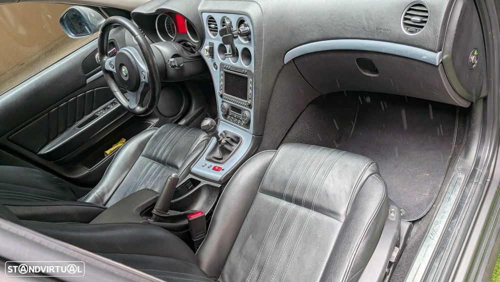 Alfa Romeo 159 Sportwagon 1.9 JTDm 16V 280 - 10