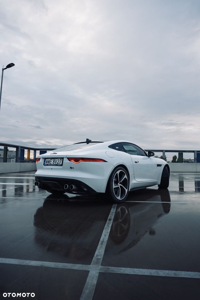 Jaguar F-Type - 4
