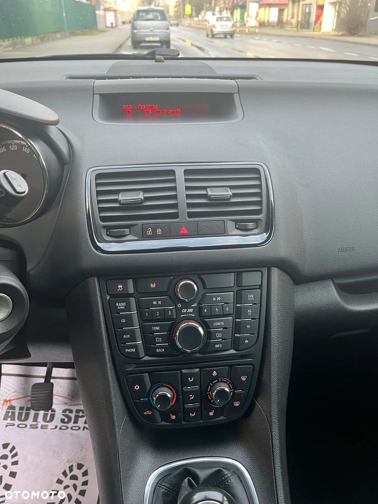 Opel Meriva 1.3 CDTI Essentia ecoFLEX - 4