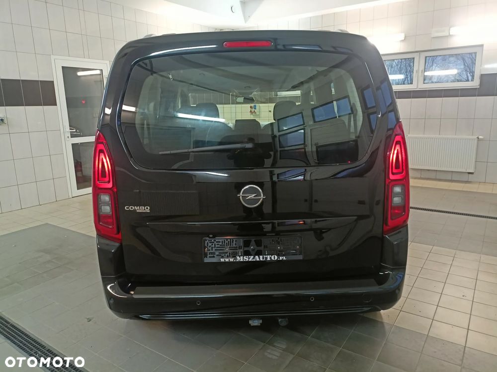 Opel Combo 1.2 Turbo Start/Stop Innovation - 4