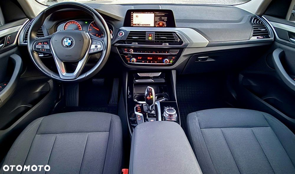 BMW X3 xDrive20d Advantage sport - 11