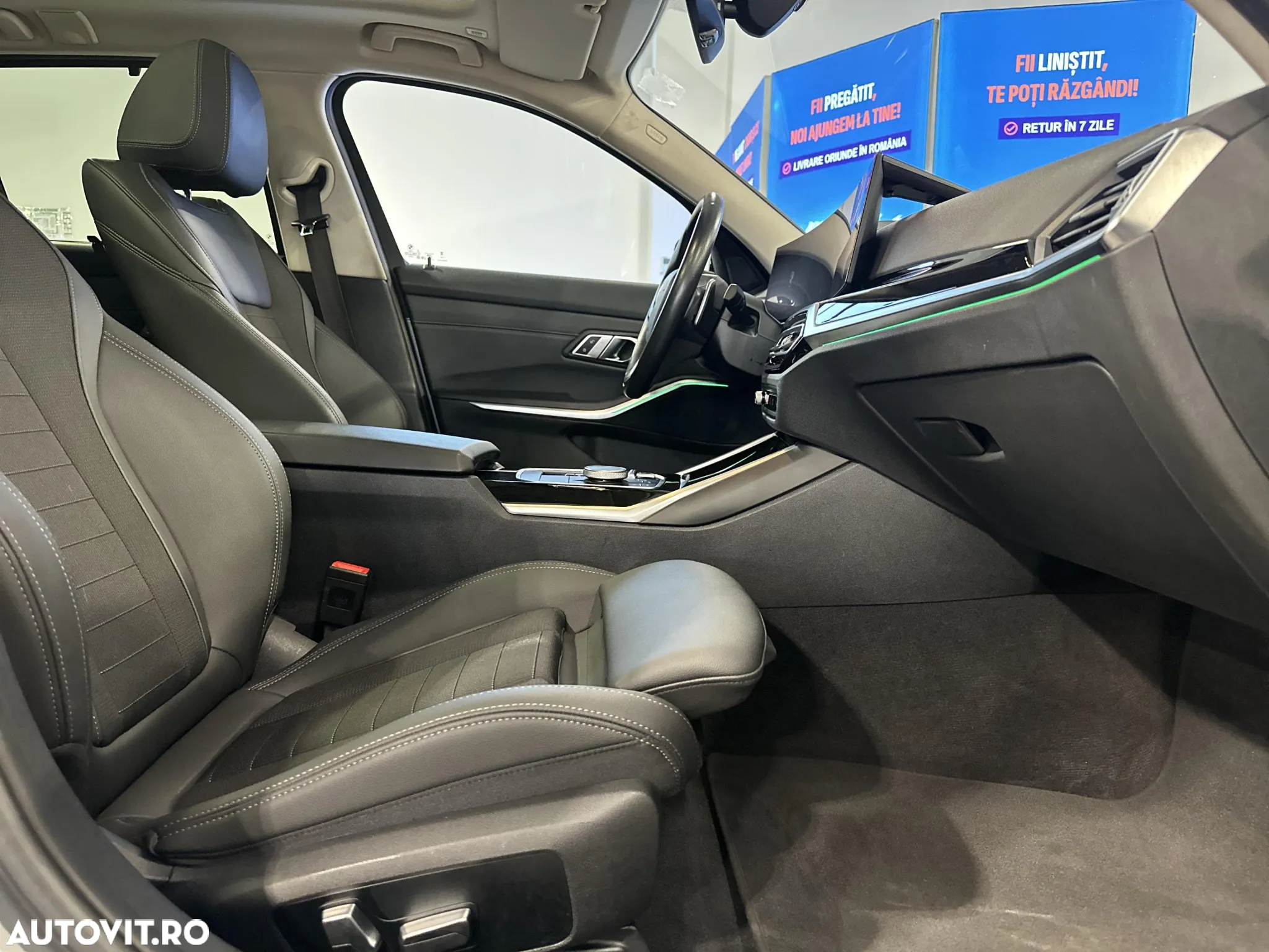 BMW Seria 3 318i Touring Aut. - 11