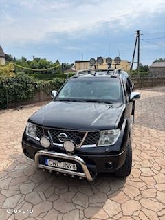 Nissan Navara 2.5 D SE - 9