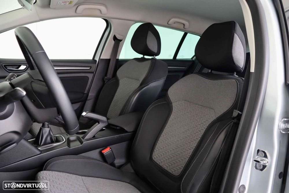Renault Mégane Sport Tourer 1.3 TCe Limited - 38