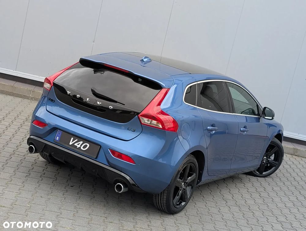 Volvo V40 D3 Geartronic RDesign - 4