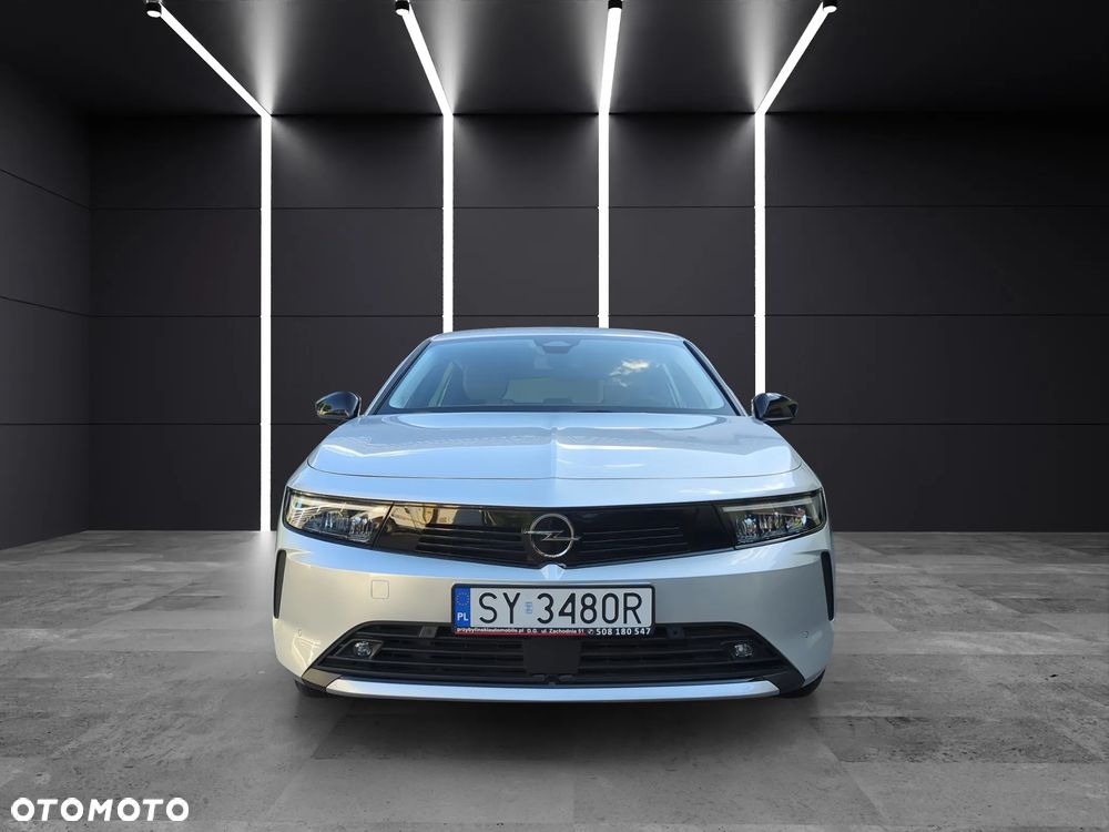 Opel Astra 1.2 T Elegance S&S - 4
