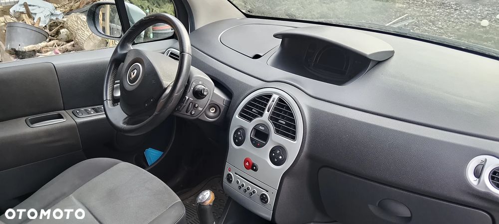 Renault Modus 1.5 dCi Dynamique - 9