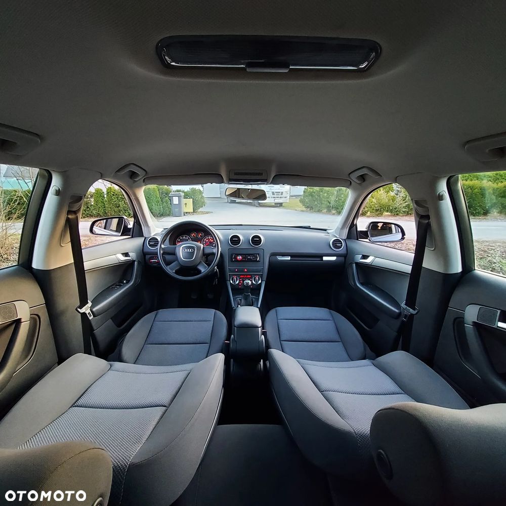 Audi A3 Sportback 1.6 Attraction - 18