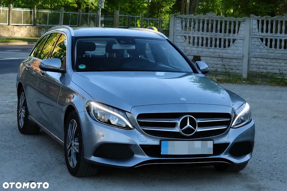 Mercedes-Benz C-Class 2016 photo 2