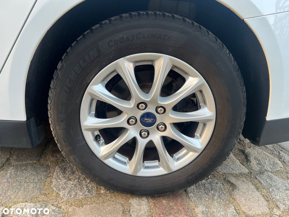 Ford Mondeo 2.0 TDCi ECOnetic Start-Stopp Trend - 36