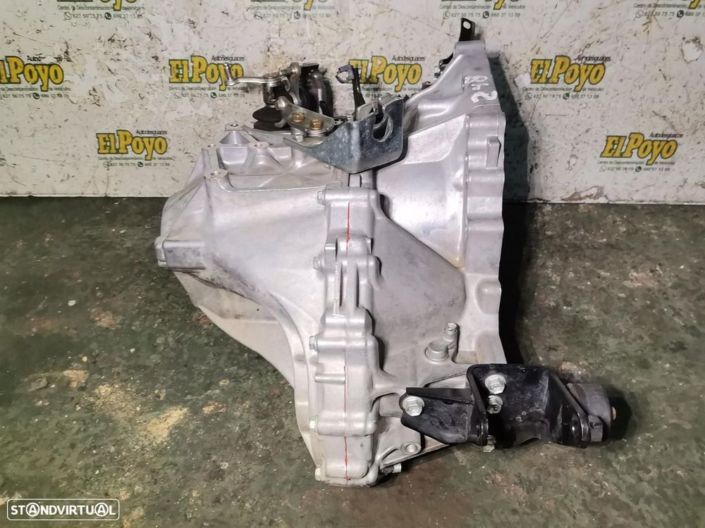 CAIXA VELOCIDADES TOYOTA AVENSIS 2005 - 3