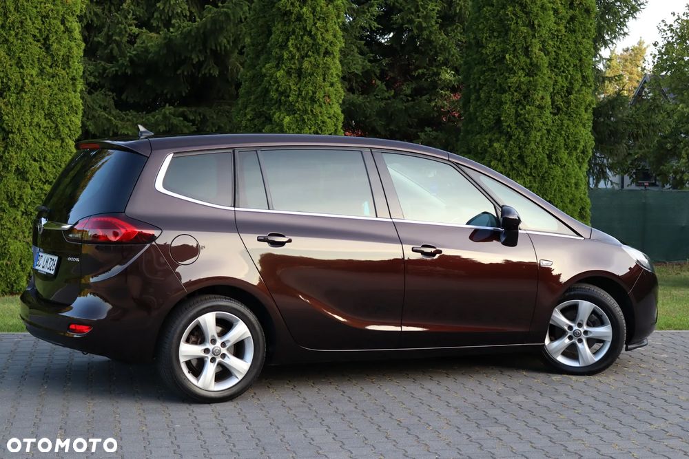 Opel Zafira 1.4 T Cosmo EcoFLEX S&S EU6 - 18