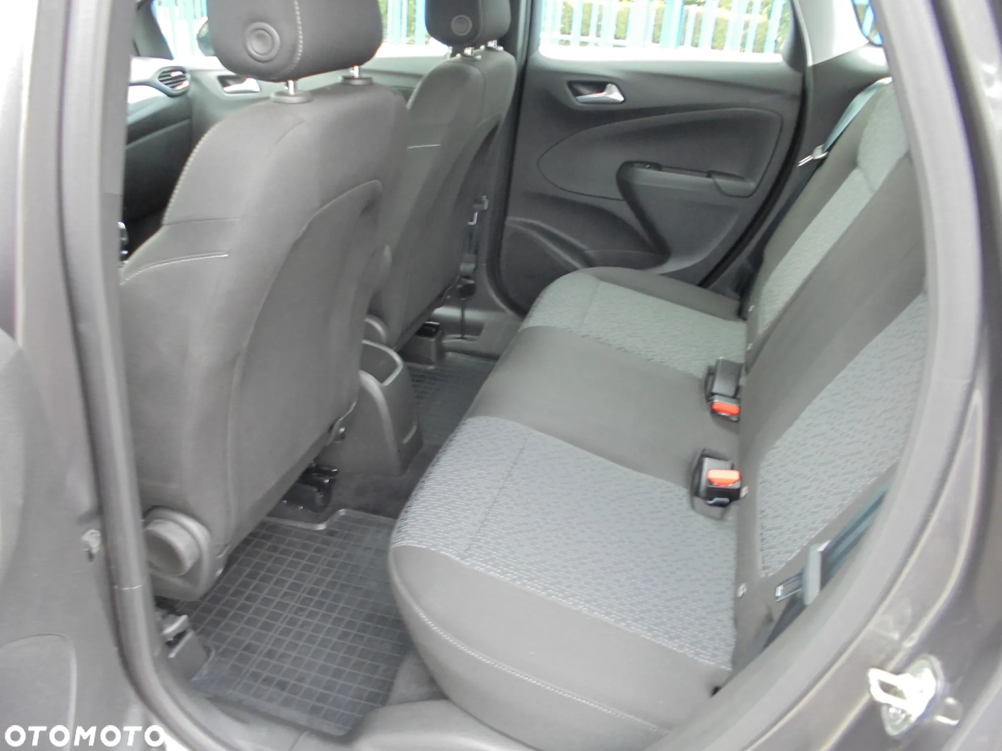 Opel Crossland 1.2 T Edition - 20