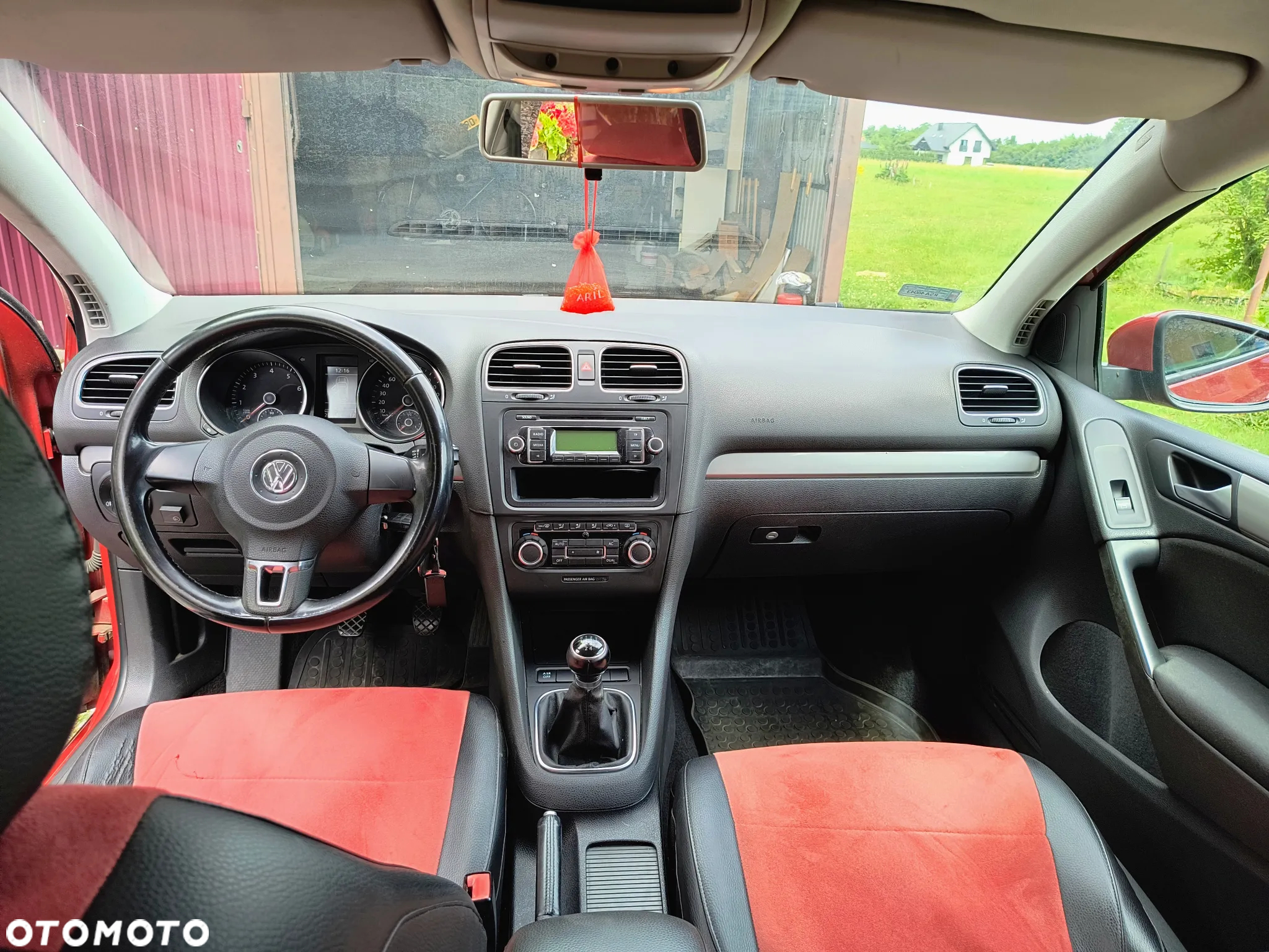 Volkswagen Golf 1.6 Comfortline - 12