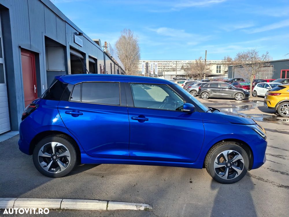 Suzuki Swift 1.2 Dualjet 12V 5MT AllGrip MHEV Spirit - 4