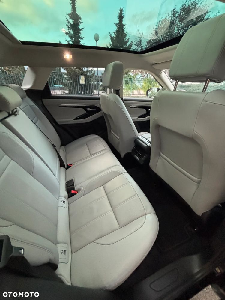 Land Rover Range Rover Evoque 2.0 P200 mHEV R-Dynamic SE - 32