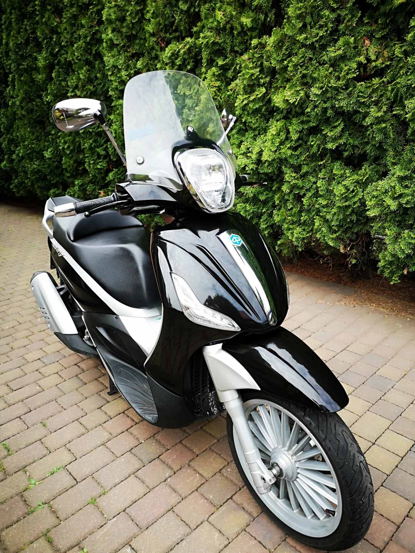 Piaggio Beverly - 11