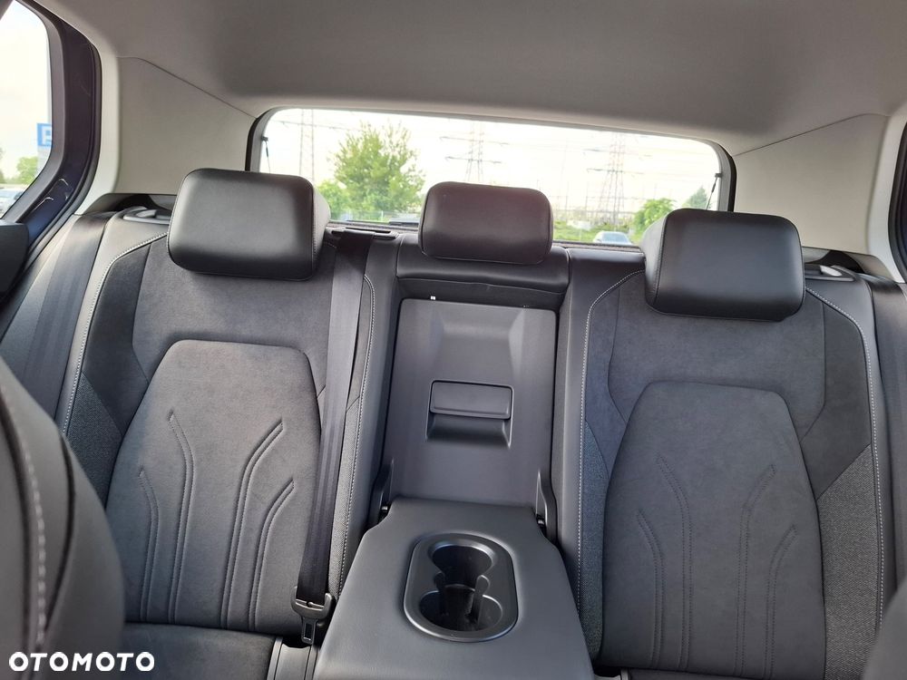 Volkswagen Golf 1.5 TSI Special Edition - 14