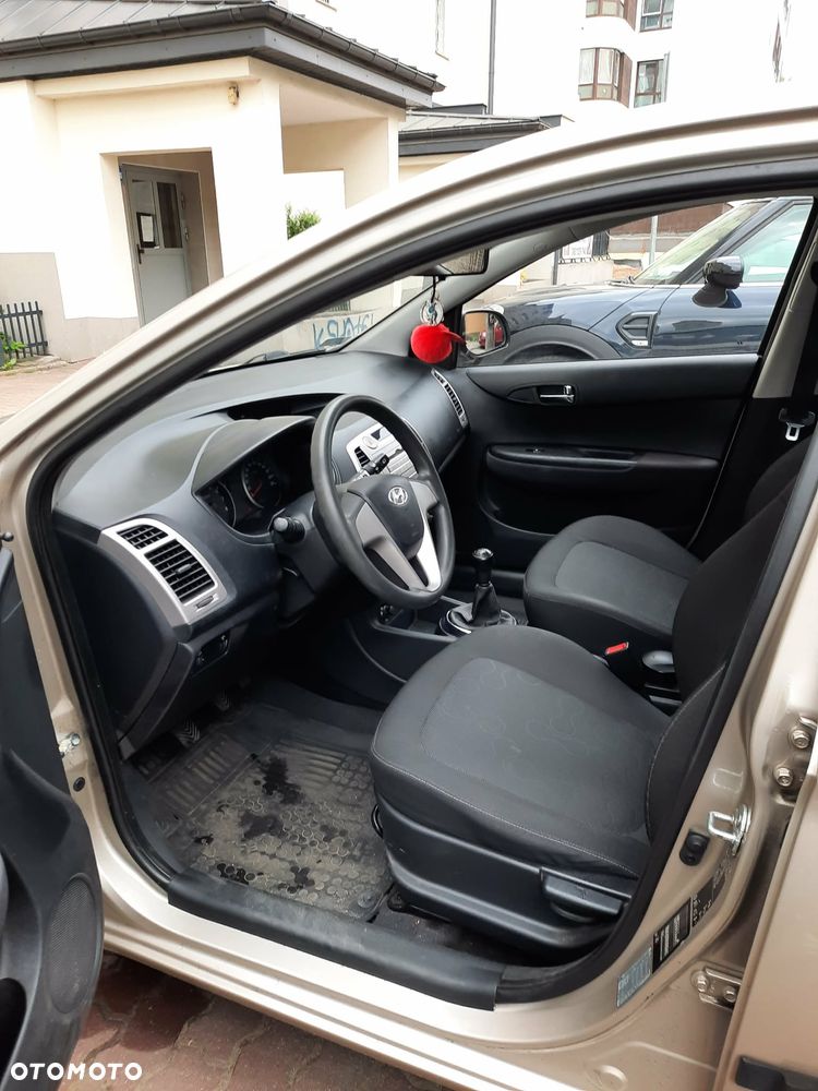 Hyundai i20 - 5
