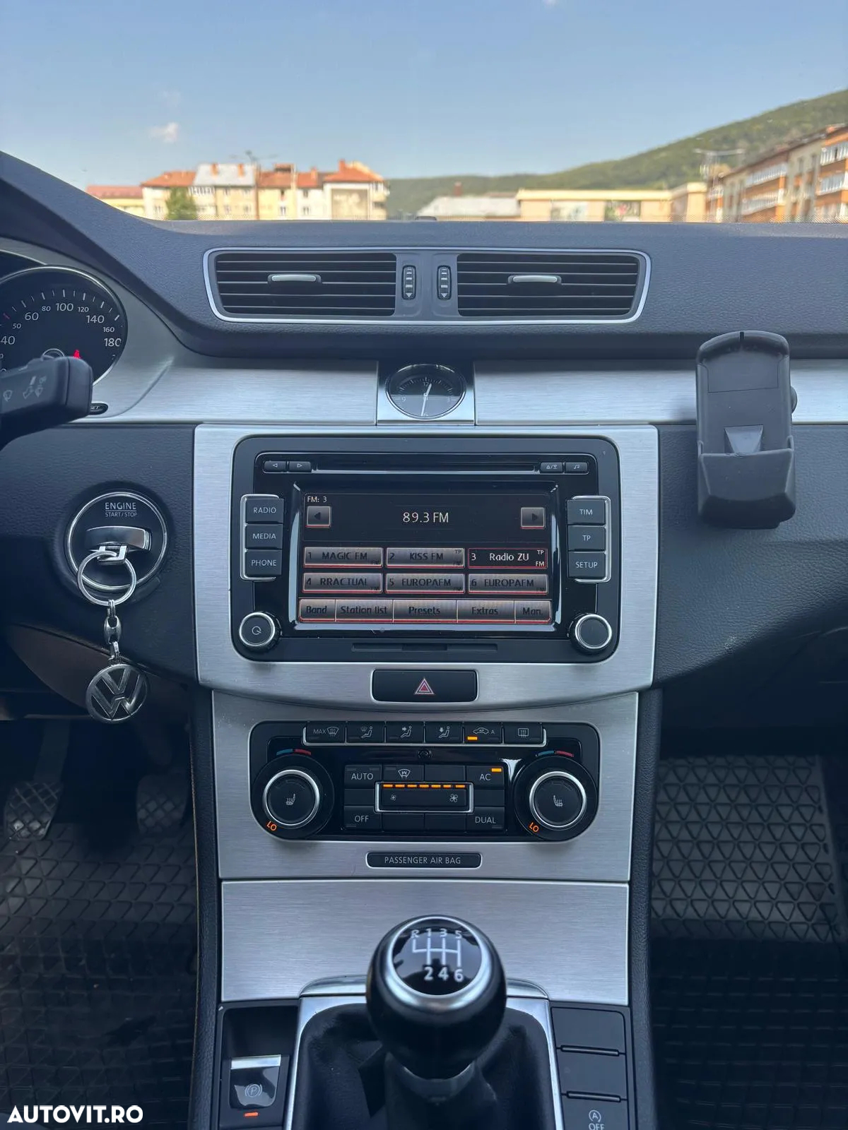 Volkswagen Passat 2.0 TDI BlueMotion Tehnology Highline - 8