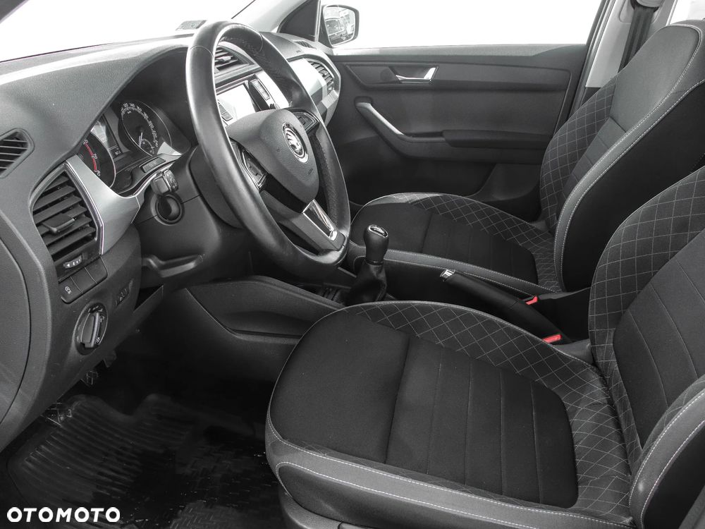 Skoda Fabia 1.0 TSI Ambition - 10