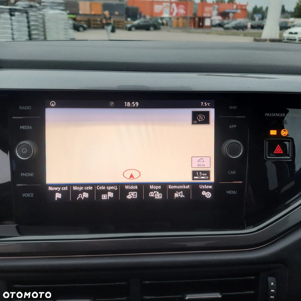 Volkswagen Polo 1.0 TSI Highline - 28