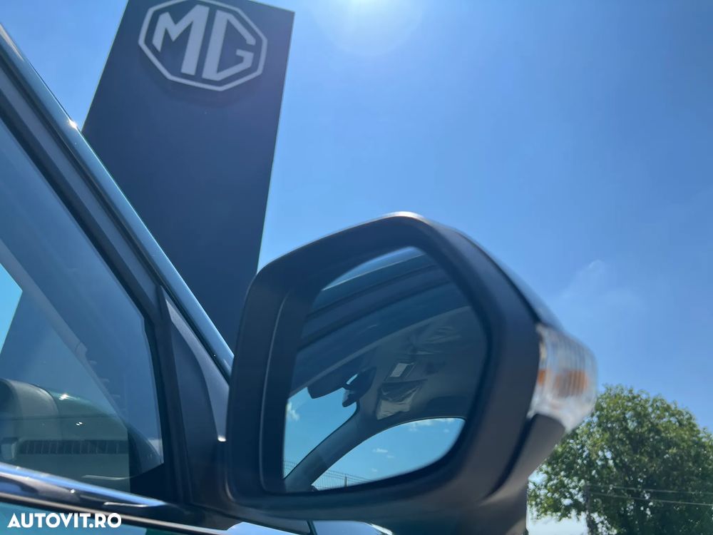 MG ZS HEV - 22