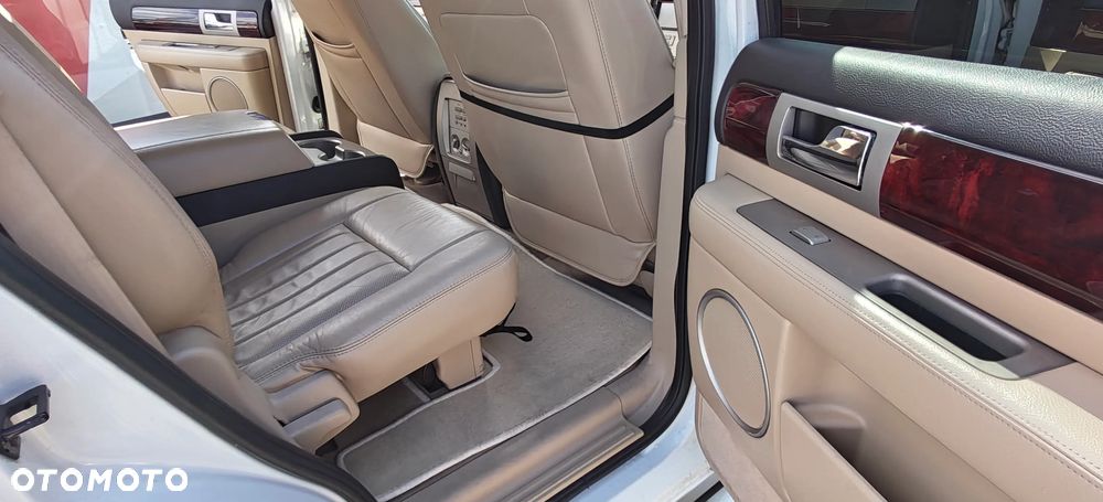 Lincoln Navigator 5.4 4WD - 40