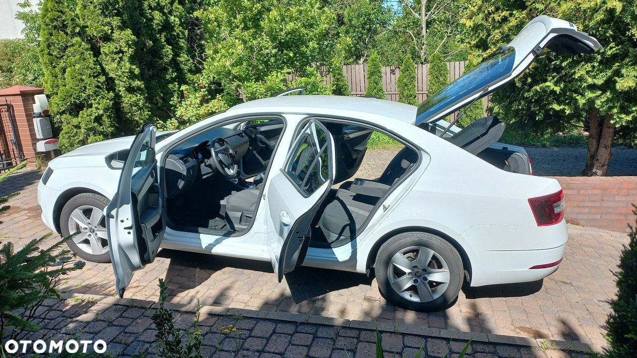 Skoda Octavia 1.5 TSI ACT Ambition DSG - 2