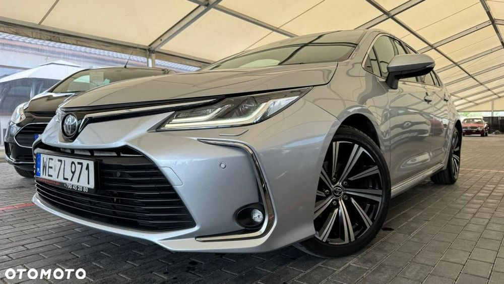 Toyota Corolla - 1