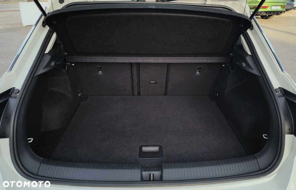 Volkswagen T-Roc - 26