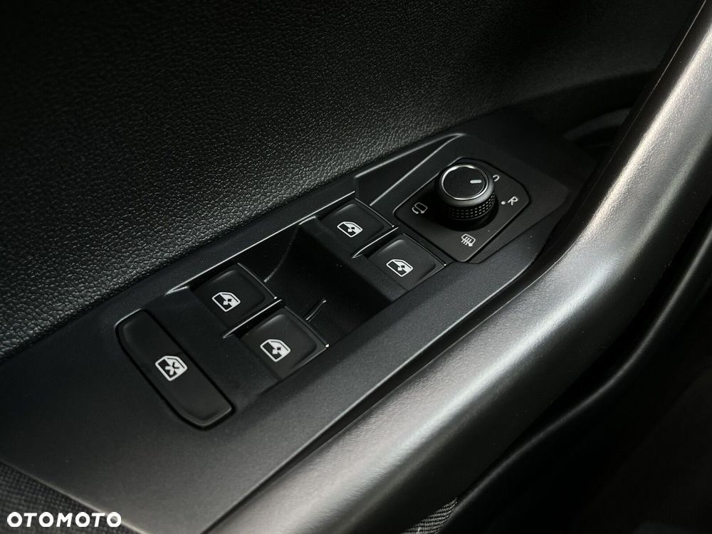 Volkswagen Taigo - 13