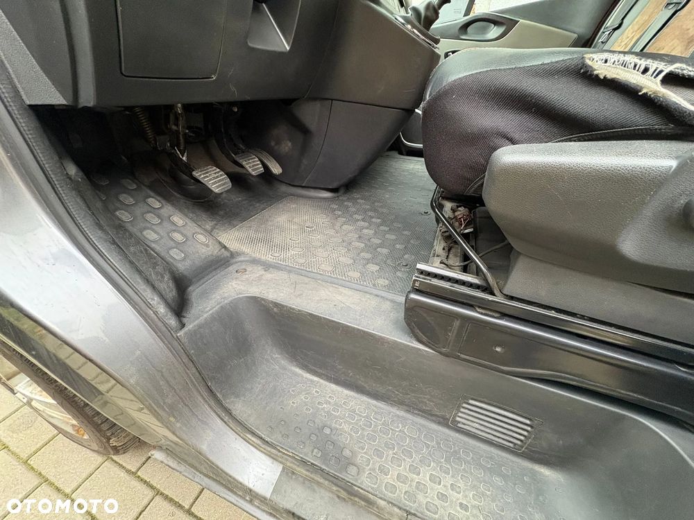 Renault Trafic - 6