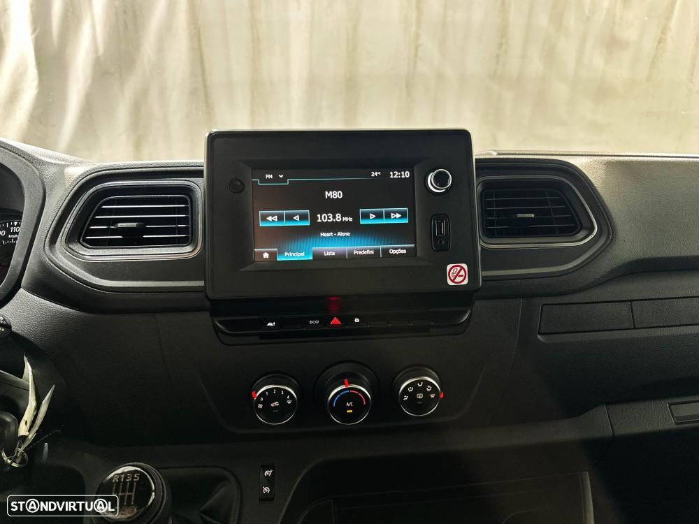 Renault Master L2H2 2.3 DCi 135cv Confort - 48