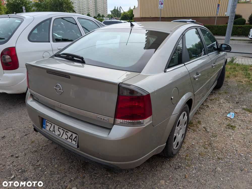 Opel Vectra 2.2 - 4
