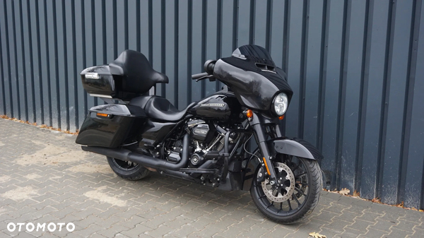 Harley-Davidson Touring Street Glide