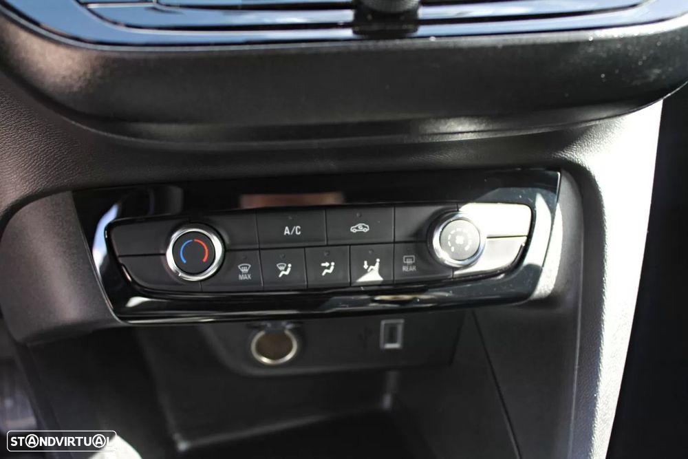 Opel Corsa 1.2 T GS - 26