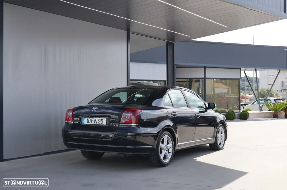 Toyota Avensis SD 2.2 D-4D Sol+GPS - 3