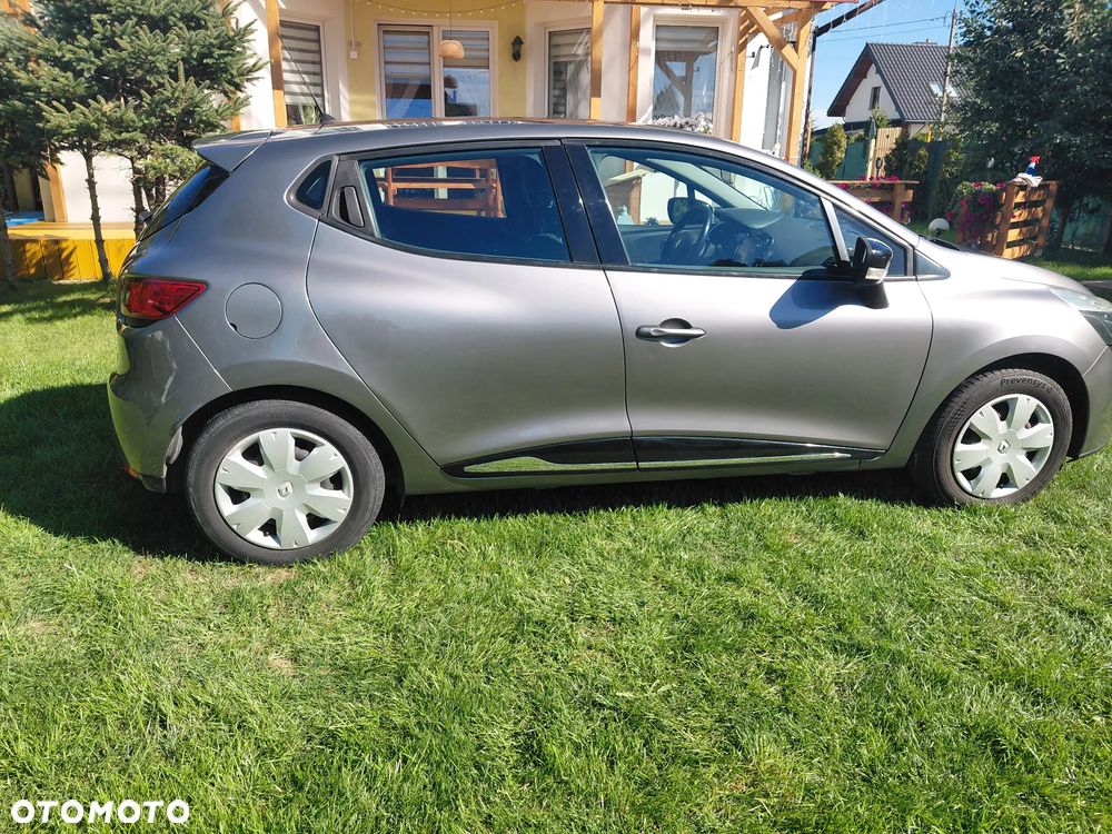 Renault Clio 1.2 16V Life - 2
